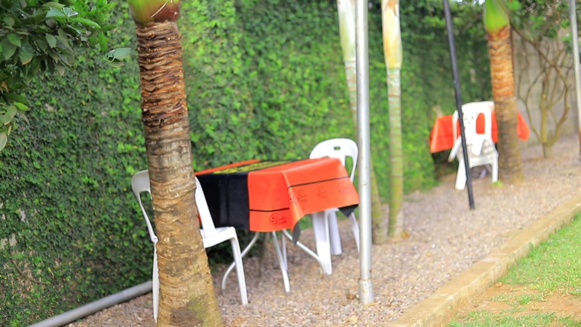 Rustic Gardens Bed & Breakfast Kitunzi Lungujja Kampala Esterno foto