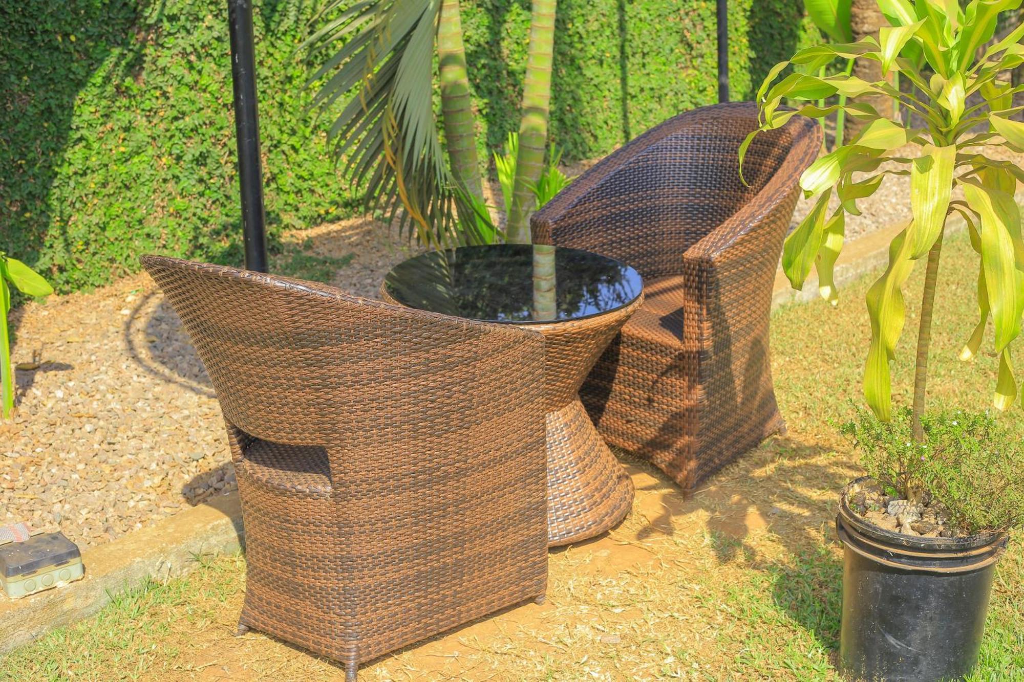 Rustic Gardens Bed & Breakfast Kitunzi Lungujja Kampala Esterno foto